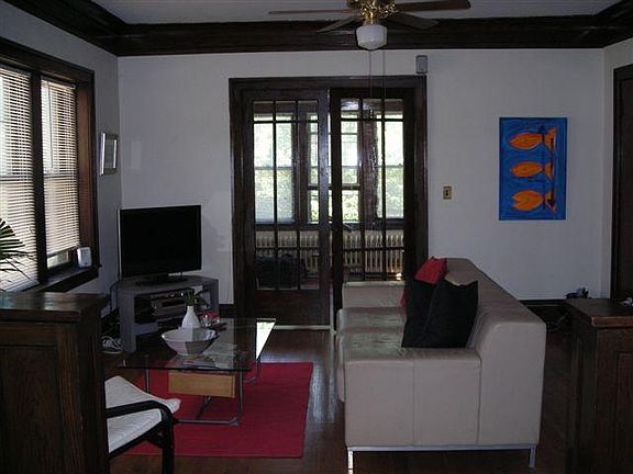 2nd image of 1401 W 32nd St