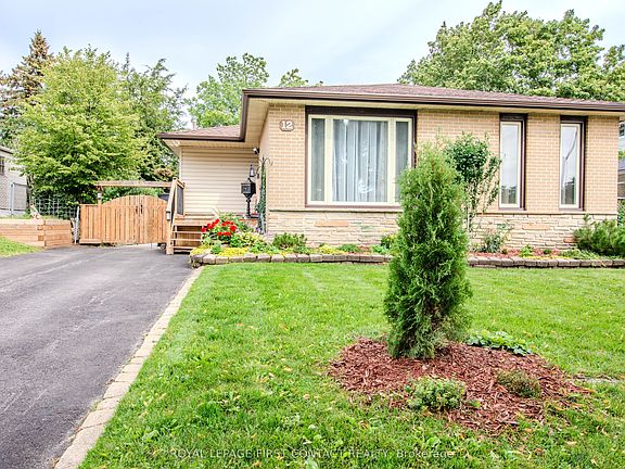 3rd image of 12 Daphne Cres