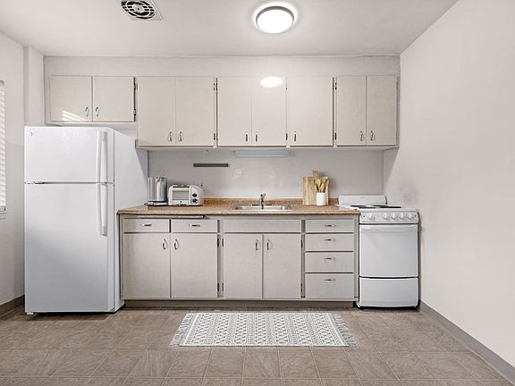 4th image of 21034 74th Ave W #130