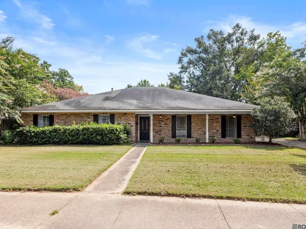 1369 Crescent Dr, Baton Rouge, LA 70806