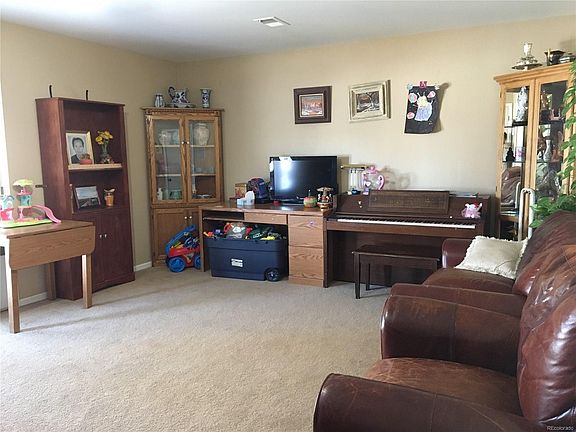 5th image of 203 N 49th Avenue Ct