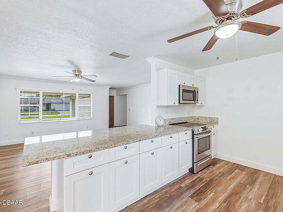 4th image of 1217 Thomasina Dr