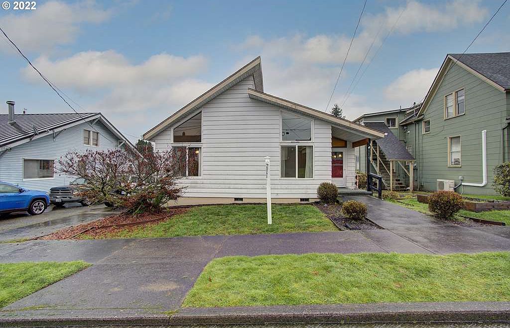 375 SW Tichenor St, Clatskanie, OR 97016 Zillow