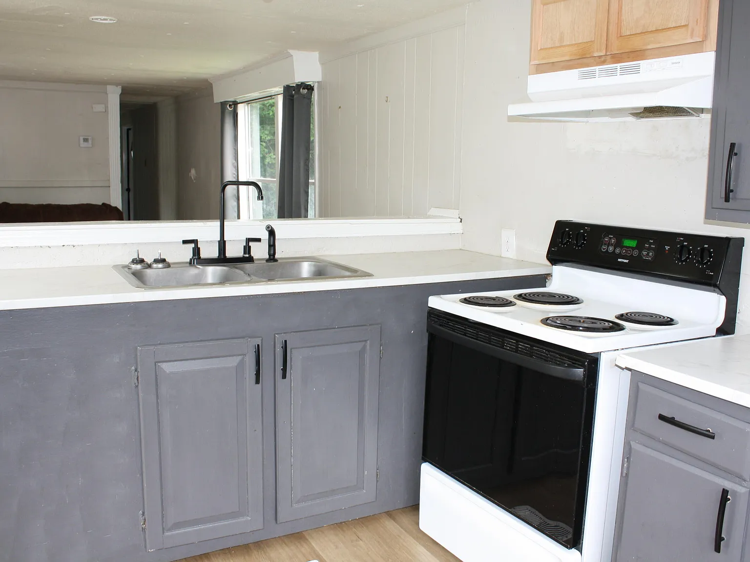 12 bed, 1.0 bath, 675 sqft, $850 — Photo 4