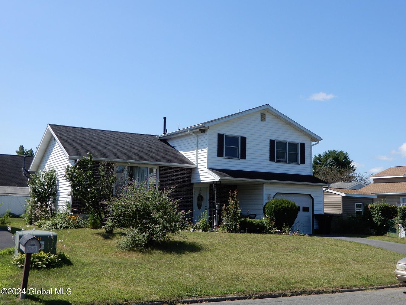 1st image of 4 Patricia Drive