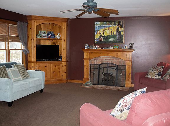 4th image of 1402 Lorraine Dr