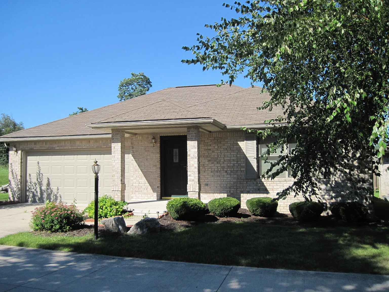73 Ridgeland Rd photo 1