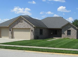 856 Stephanie Ct, Danville, IN 46122