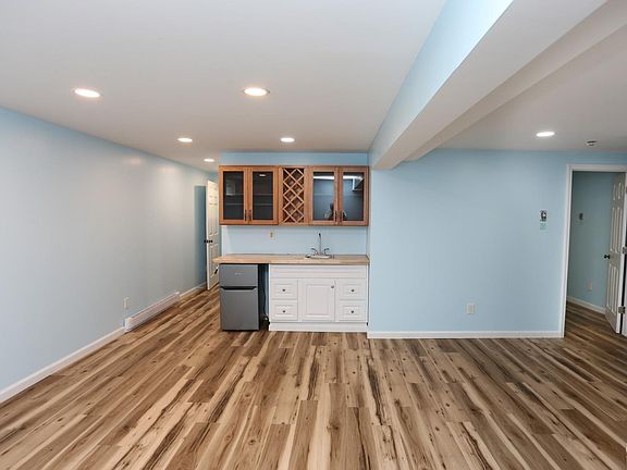 5th image of 239 Skyview Drive