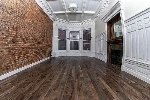 986 Park Pl #2 Photo 1