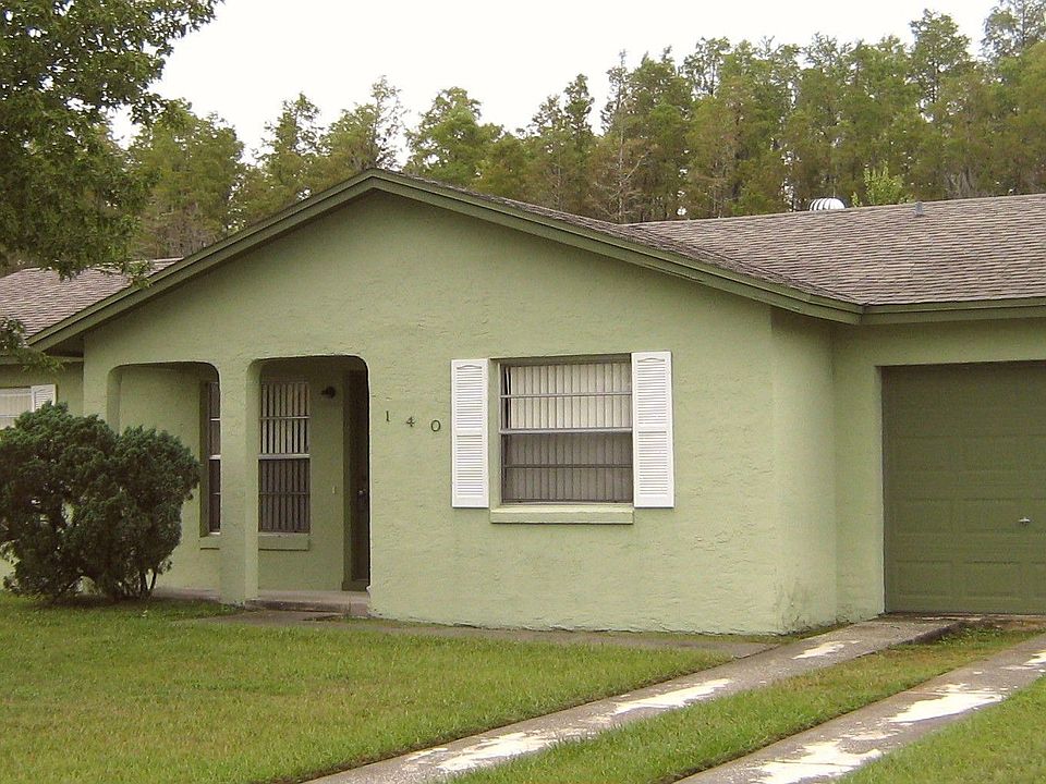 1st image of 140 W Cedarwood Cir
