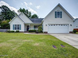 105 Croatan Woods Drive, New Bern, NC 28562