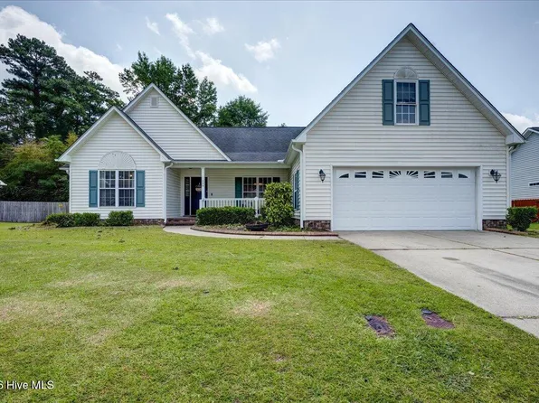 105 Croatan Woods Drive, New Bern, NC 28562