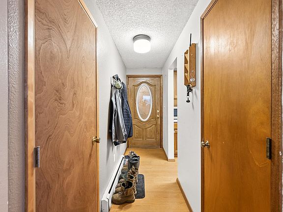 4th image of 336 Haines Ave