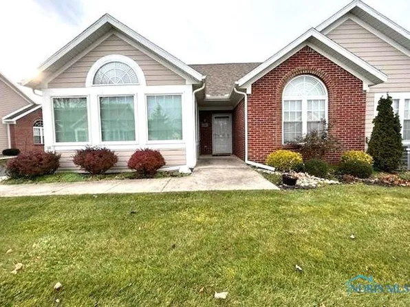 68 Summerfield Blvd, Bowling Green, OH 43402