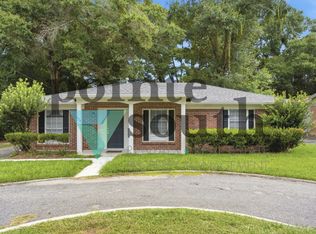509 Gayfer Ave, Fairhope, AL 36532