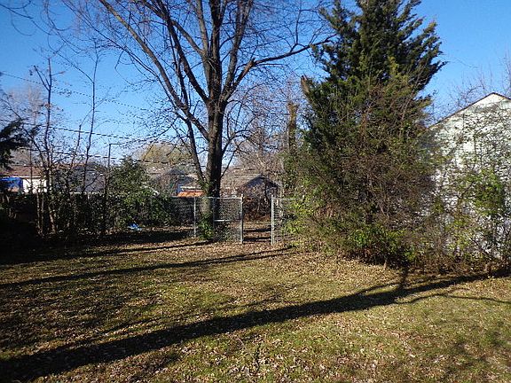 2nd image of 1504 Brentwood Dr