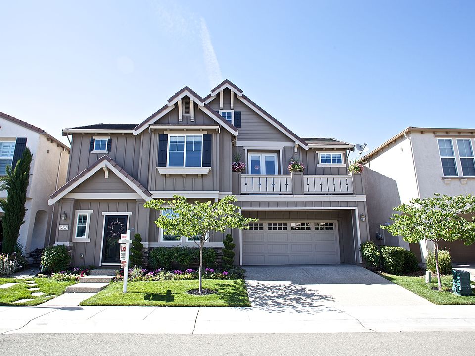 1st image of 2707 Bronco Creek Way