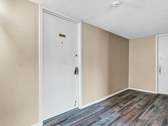 5th image of 450 S Gulfview Blvd #902S