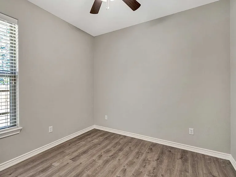 Eagles Crest Townhomes - ASK ABOUT OUR SPRING MOVE -IN SPECIAL TODAY! — Photo 24