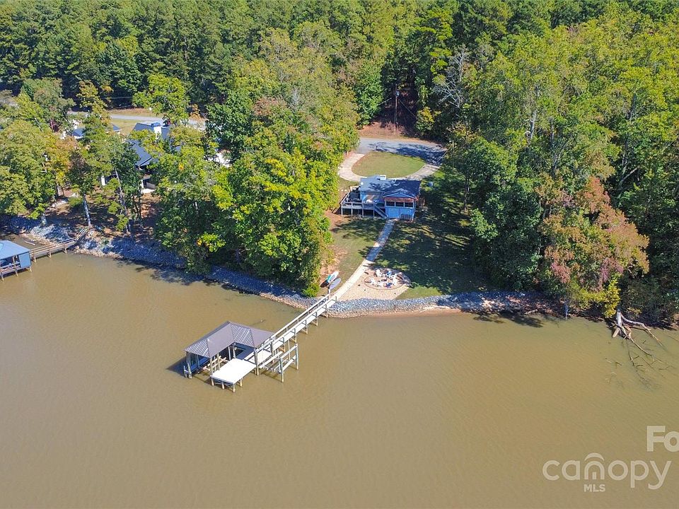 2nd image of 348 Canal Rd