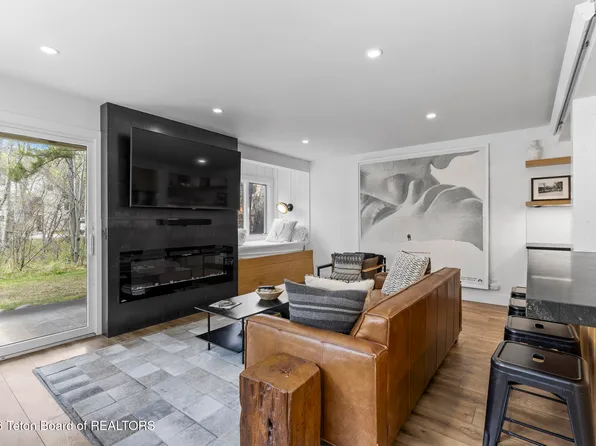 4420 Berry Dr Unit 3811, Wilson, WY 83014