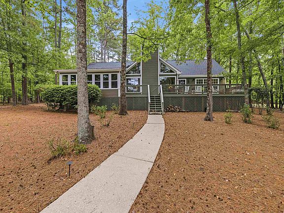 2nd image of 1010 Holmes Dr