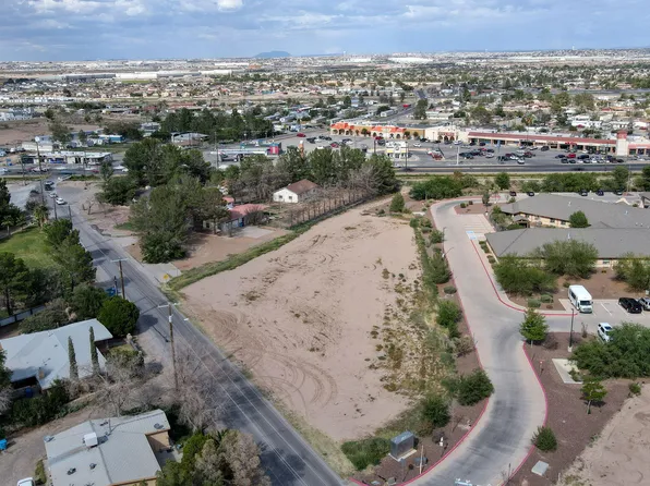 S Moon Rd, El Paso, TX 79927