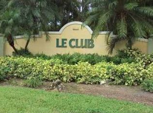 8590 SW 212th St APT 102, Cutler Bay, FL 33189