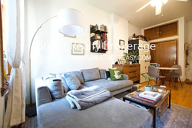 Rented by Street Realty Brokerage LLC
