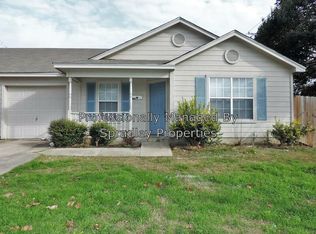 1017 S 37th St #B, Temple, TX 76504