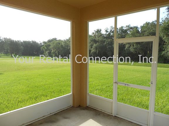 3rd image of 2878 Blackwater Oaks Dr