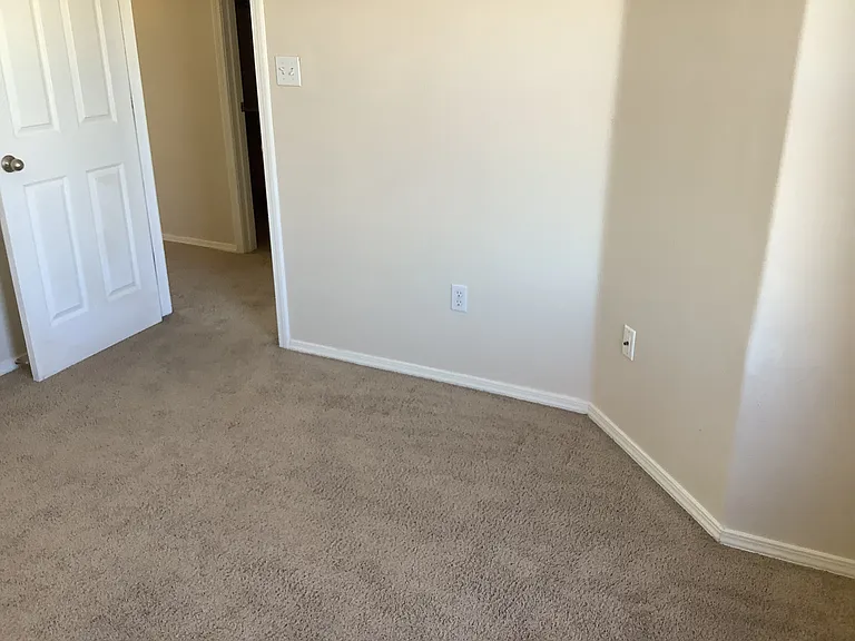 5726 Quay Dr NE — Photo 11