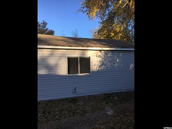 4th image of 7065 W Schuler Ave