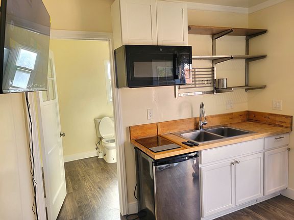 4th image of 1653 W 215th St #1