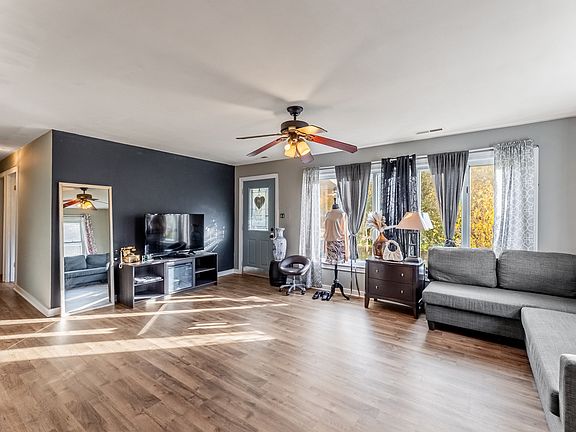 5th image of 17166 Oketo Ave