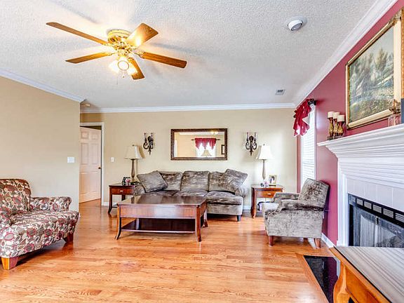 5th image of 3311 Spindletop Ct