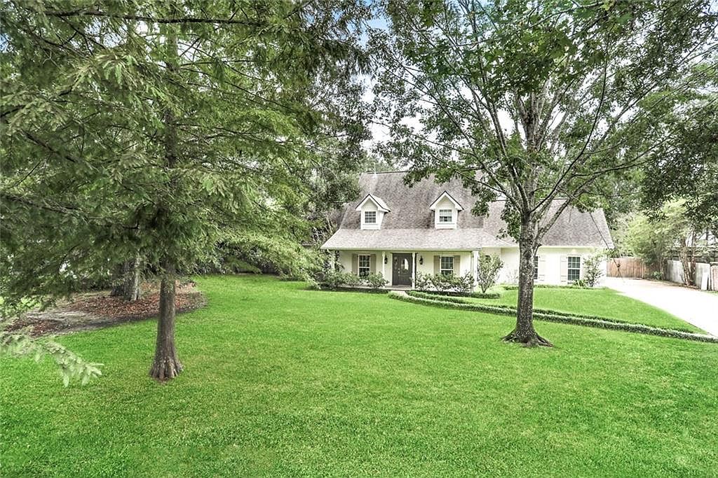 122 Century Oak Ln, Mandeville, LA 70471 MLS 2409721 Zillow