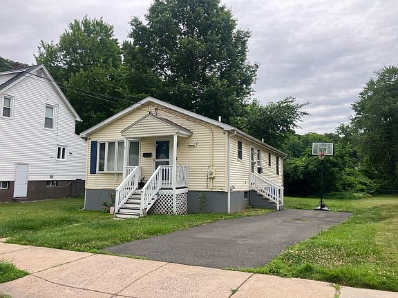 2nd image of 31 Marion St