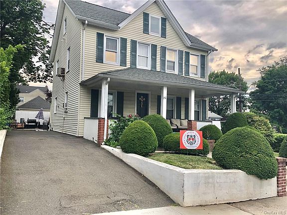 2nd image of 250 Mount Pleasant Ave