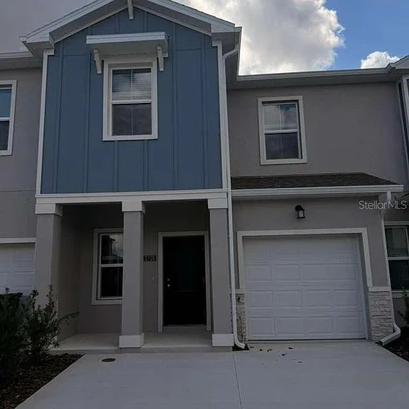 2728 Skyline Loop — Photo 1