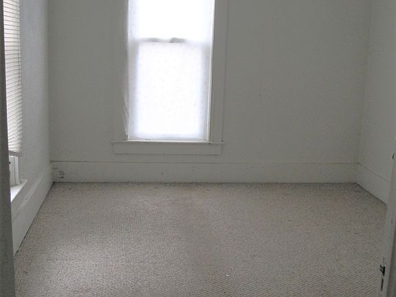 4th image of 157 N Starr Ave #157