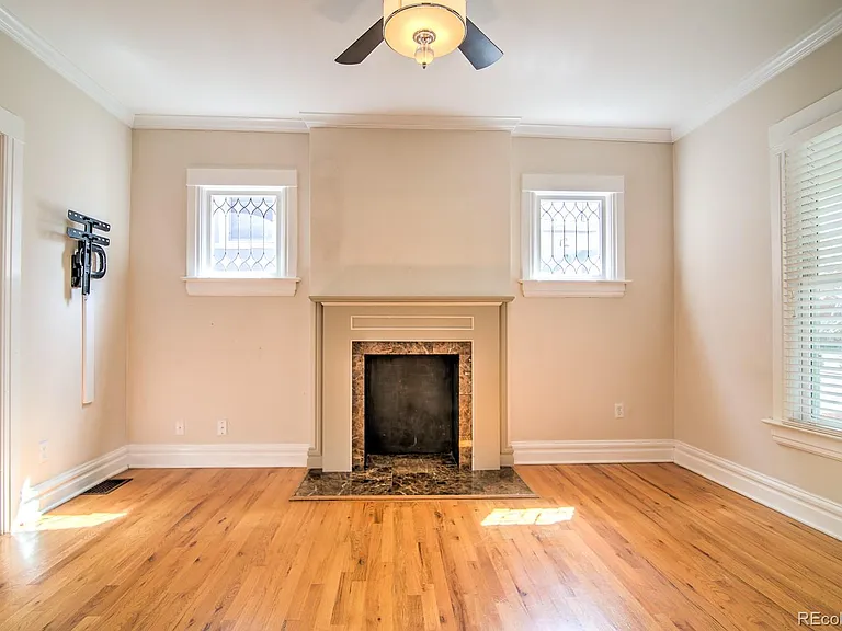 86 N Pearl St — Photo 4