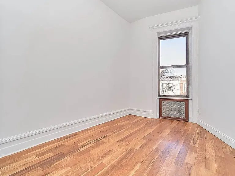 316 W 139th St #4A — Photo 4