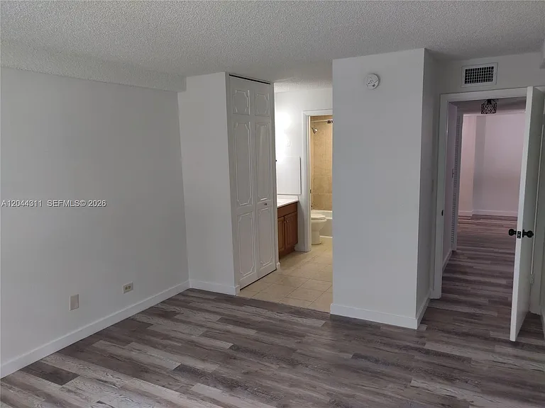 3750 Inverrary Dr #2Q — Photo 20
