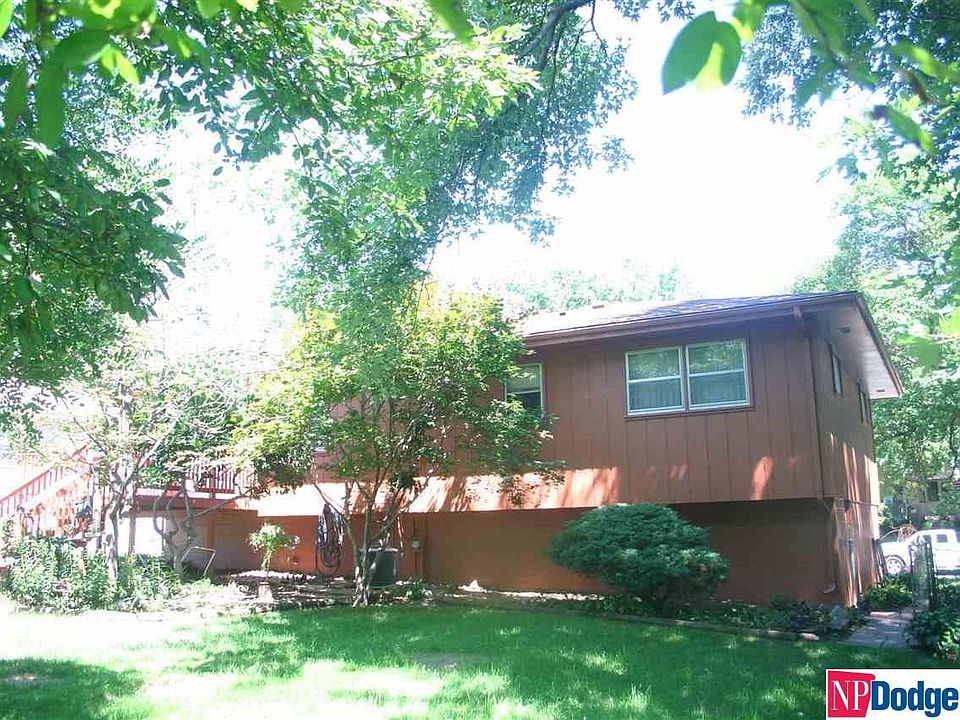 2nd image of 10541 U St