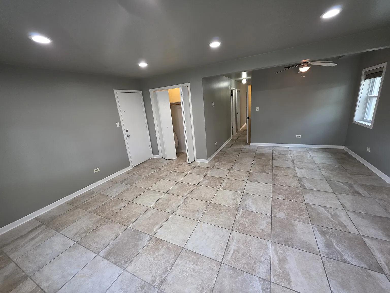 2 bed, 1400 sqft, $2,150 — Photo 4