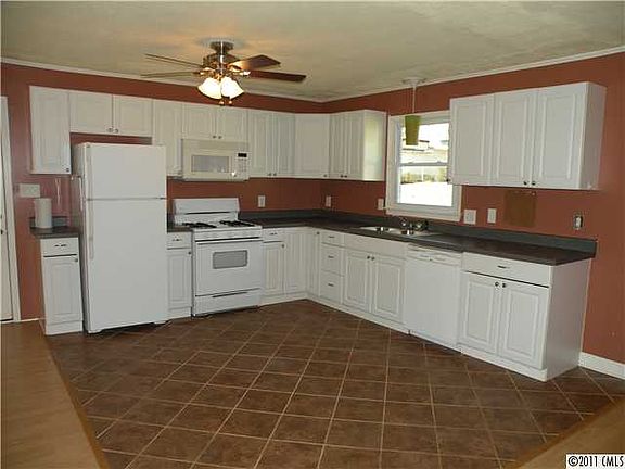 3rd image of 2107 Council Ave