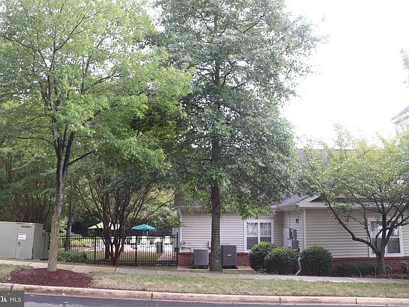 5th image of 5818 S Marwood Blvd