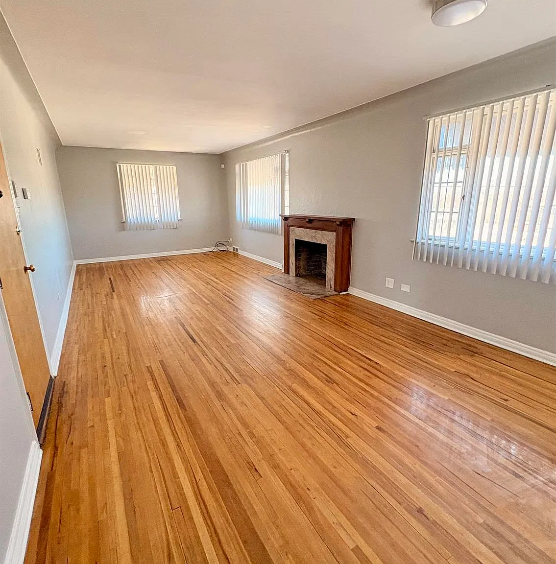 794 Glencoe — Photo 3